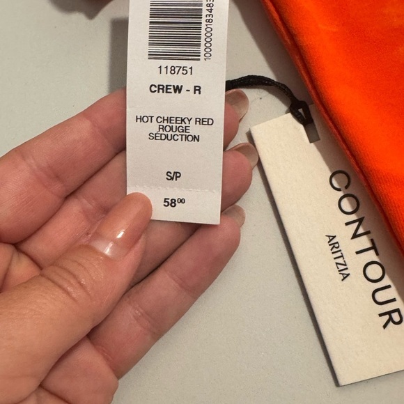 Aritzia Contour Second-skin crewneck bodysuit, NWT size small RED - Picture 6 of 6